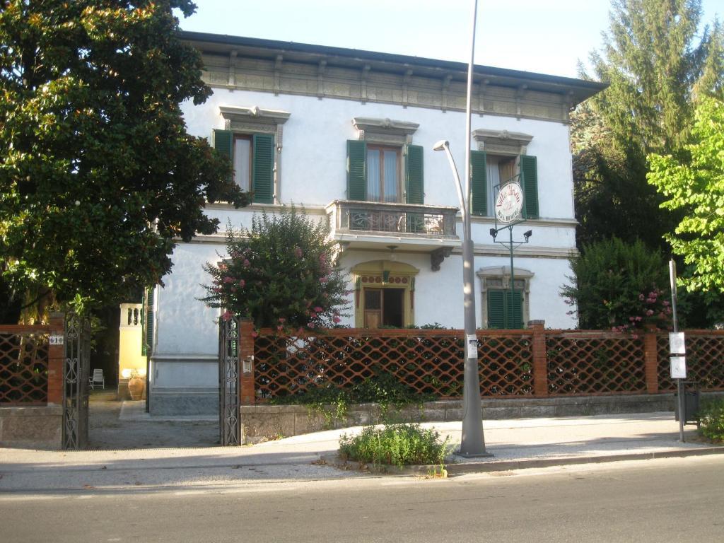 Villa Patrizia B&B Lucca Buitenkant foto
